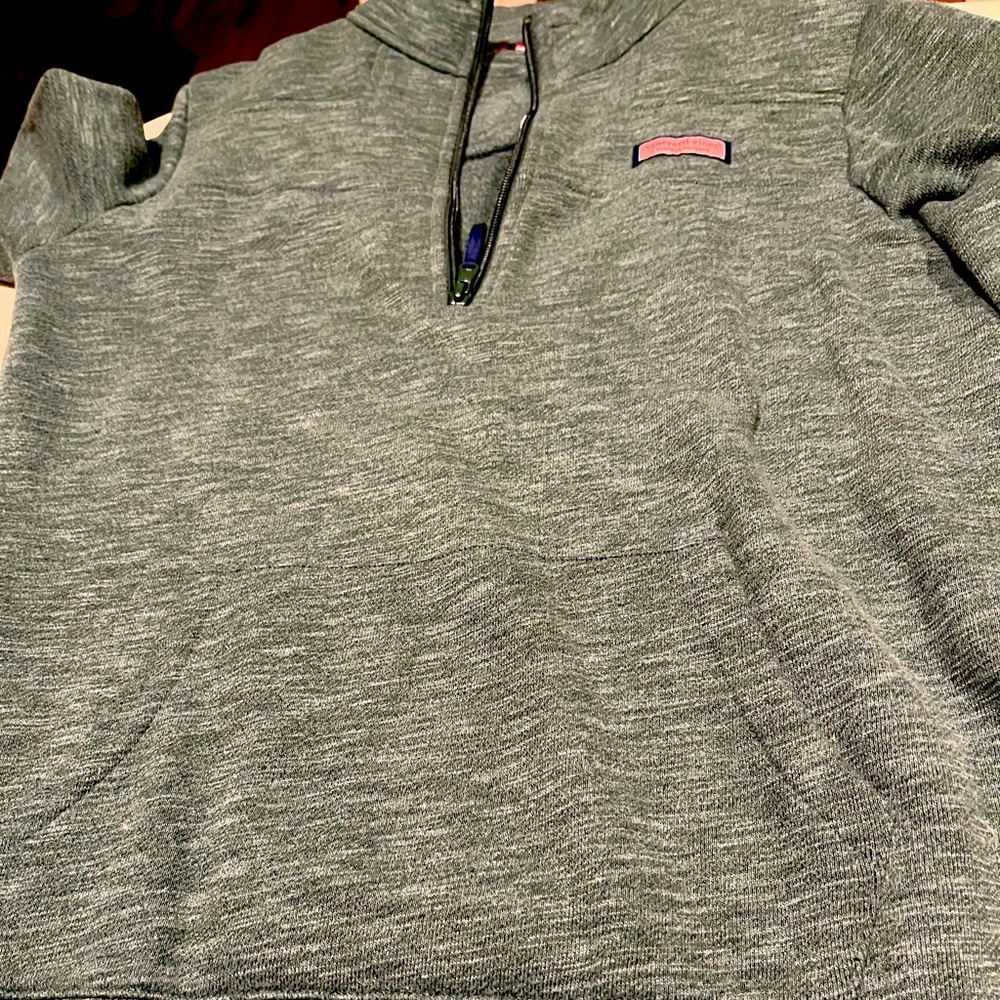 VV dark green sweatshirt. Perfect for the holidays